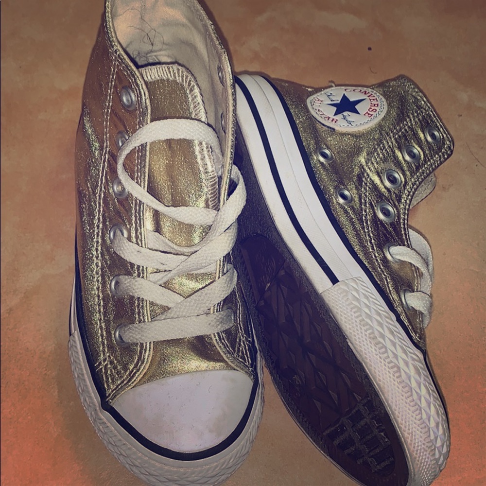 Girls Converse